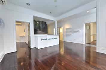 Street facing Parnell Road Medical