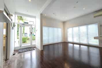 Street facing Parnell Road Medical