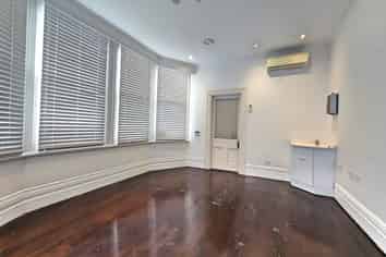 Street facing Parnell Road Medical