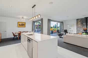 2/670 Newtons Road, West Melton