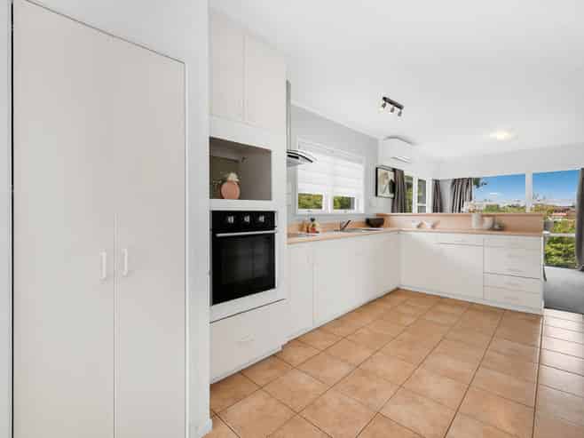 13 Maugham Drive, Bucklands Beach
