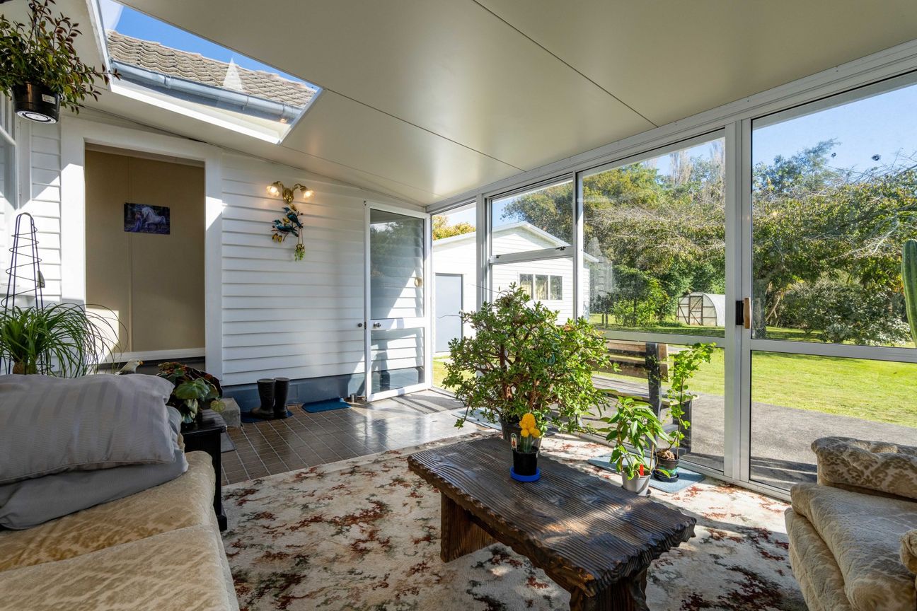 A RESIDENTIAL GARDENERS TREE LOVERS PARADISE - Vista 2