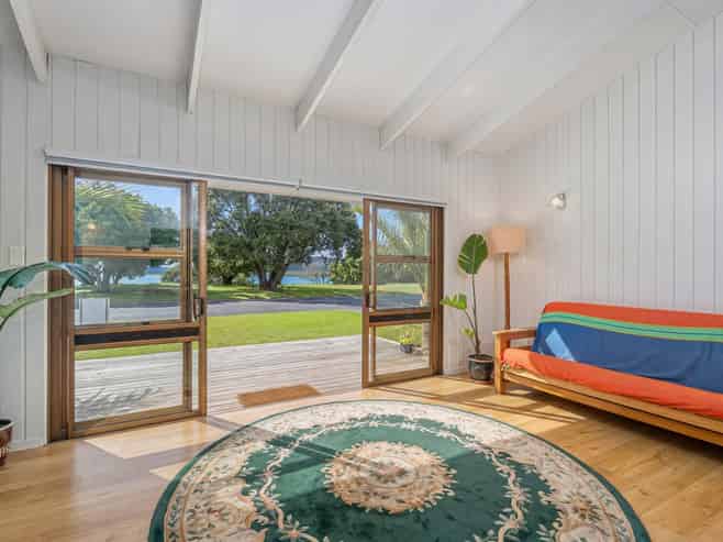 75 Robinson Road, Whitianga