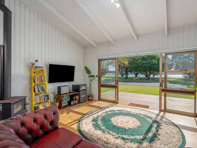 75 Robinson Road, Whitianga