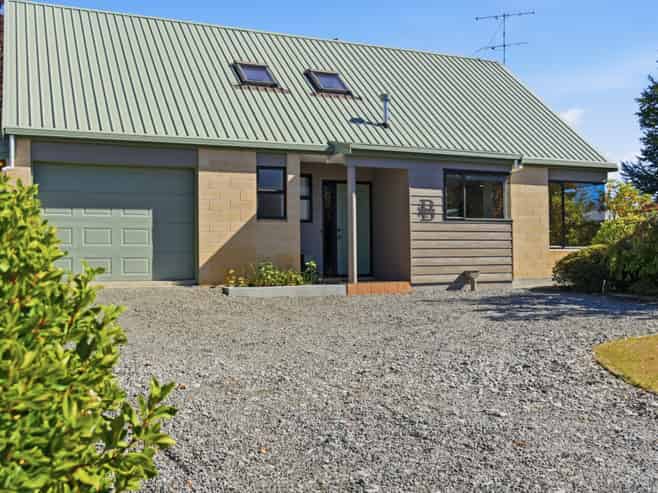 31 Simons Street, Twizel