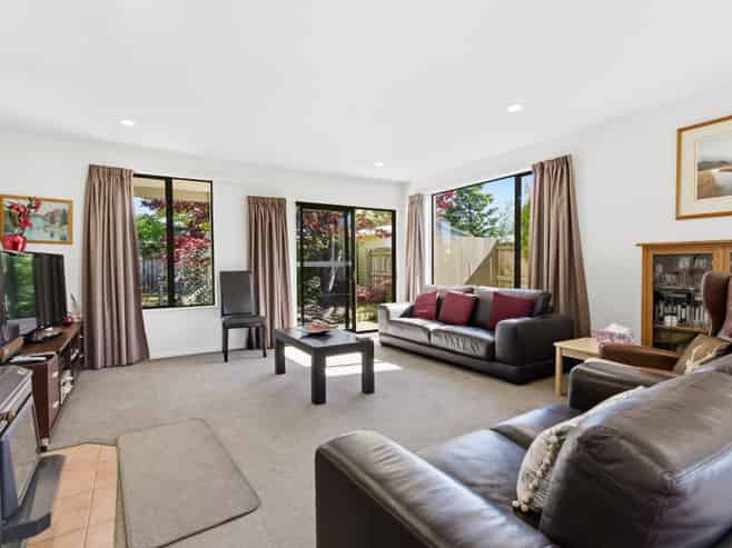 31 Simons Street, Twizel