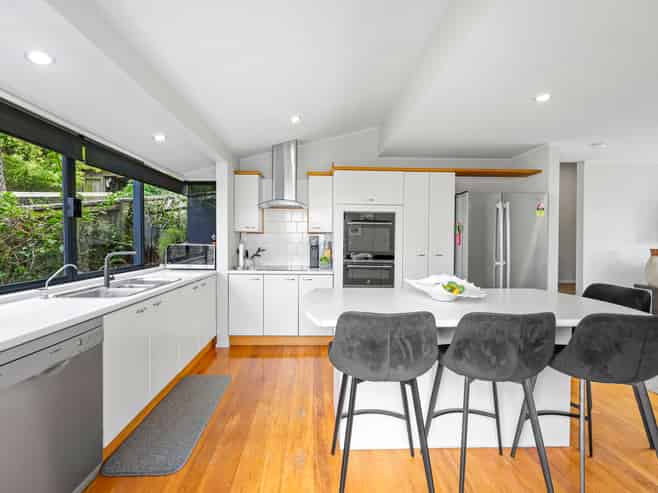 16 Oakpark Place, West Harbour