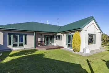 4 Gibbs Drive, Woodend