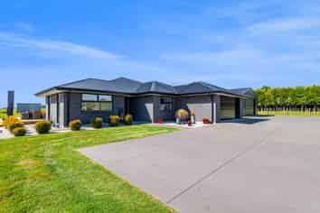 123 Princess Street, Waitara