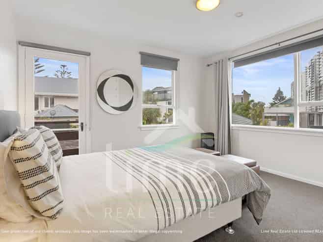 4/15a Marriner Street, Sumner