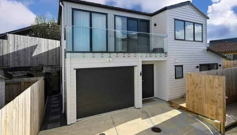 1B Robin Lane, Browns Bay