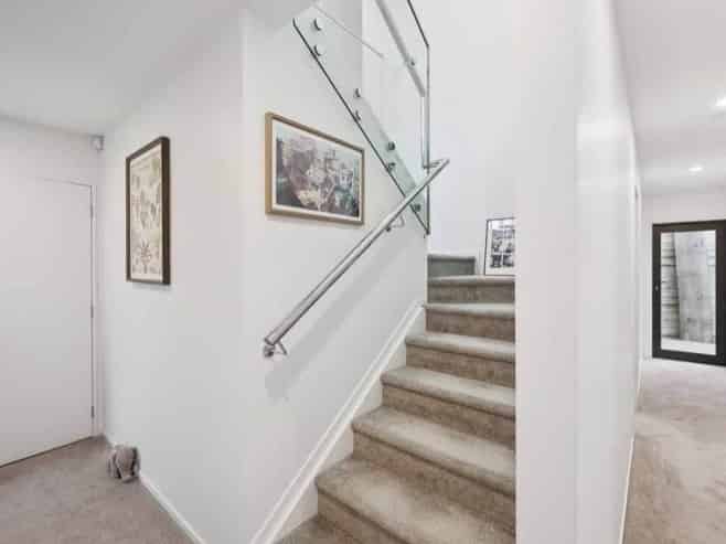 1B Robin Lane, Browns Bay