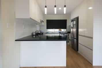 5  Sherpa Place, Massey