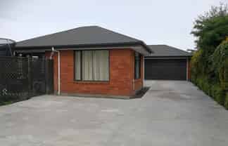 14B Hulbert Street, Linwood