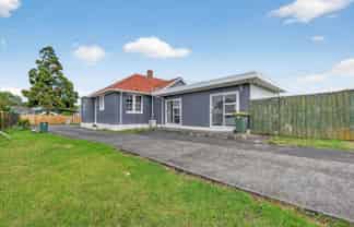 24  Henwood Road, Mangere East