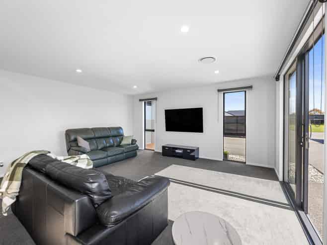 9 Summerleas Lane, Halswell