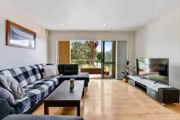 8 Waterside Crescent, Gulf Harbour