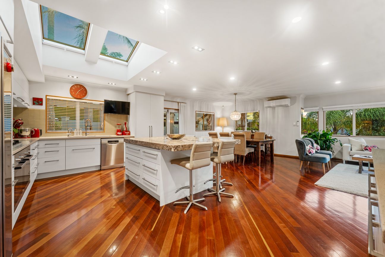 SOLD By Team Roberts - Altro
