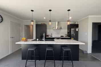 9 Korimako Place, Coastlands