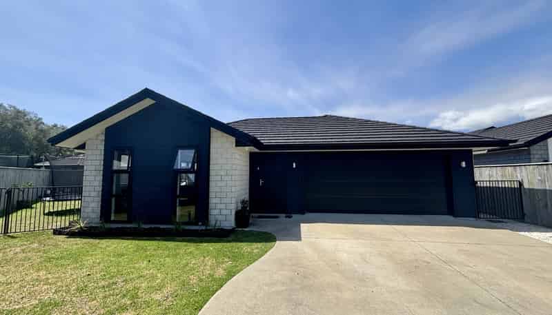 9 Korimako Place, Coastlands