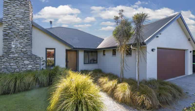 4 The Stables, Woodend