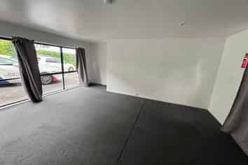 Room 10/28 Court Crescent, Panmure