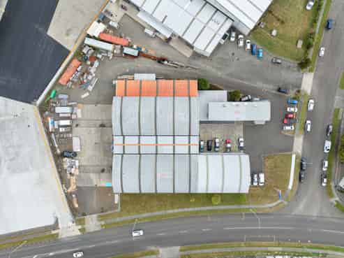 Corner site with dual access for lease