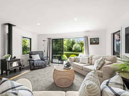31C Kakariki Way, Whitemans Valley