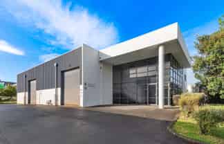 Standalone Building + Yard + Motorway Exposure!