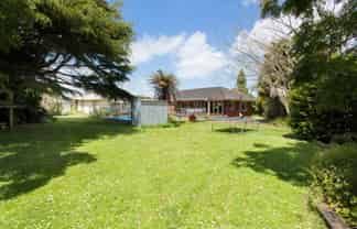 16 Sutton Crescent, Papakura