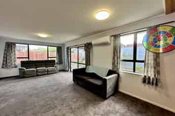 77A Oxford Street, Hampstead