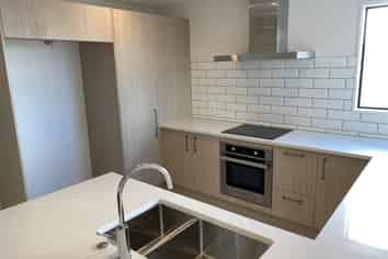  2/15 Bartlett Street, Riccarton