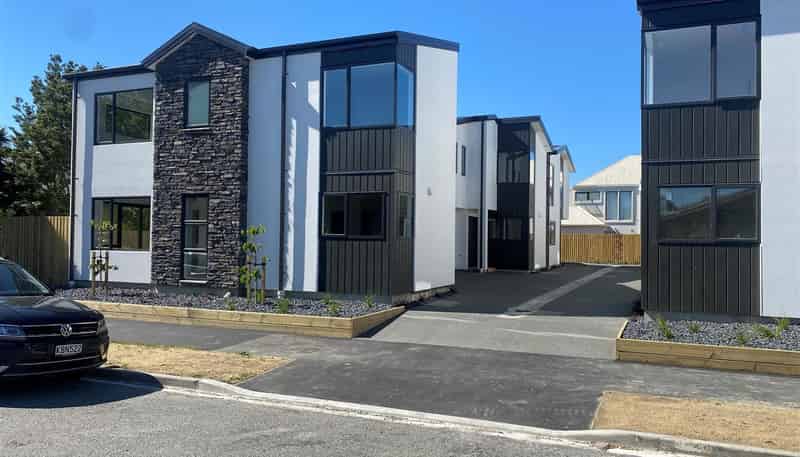  2/15 Bartlett Street, Riccarton