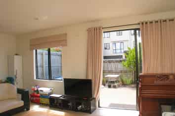 51/22 Northcross Drive, Oteha