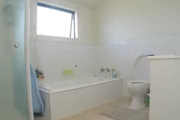 51/22 Northcross Drive, Oteha