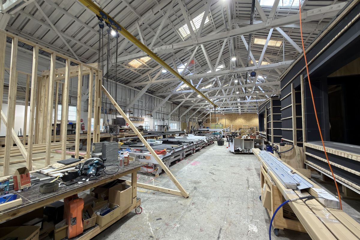 Cost effective Gracefield warehouse and office – pohled 3