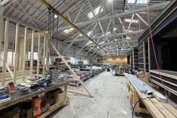 Cost effective Gracefield warehouse and office