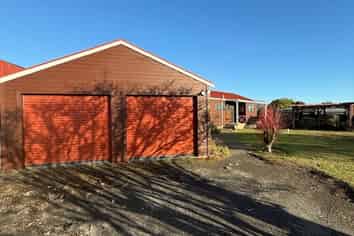 14 Dunn Street, Egmont Village