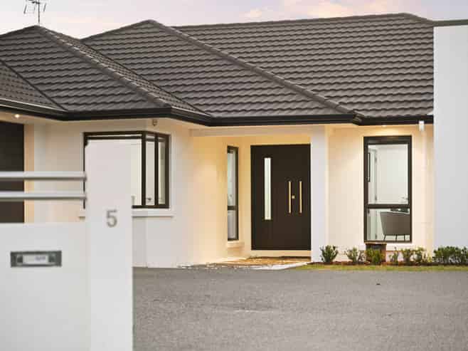 5 Briar Rose Court, Huntington