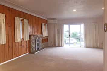 17 Kokiri Street, Te Atatu South