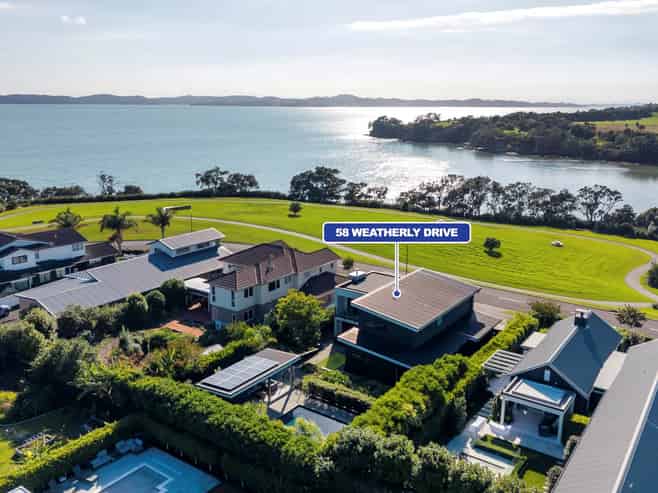 58  Weatherly Drive, Beachlands