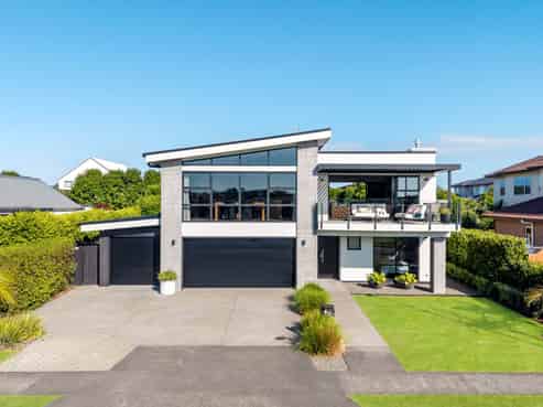 58  Weatherly Drive, Beachlands