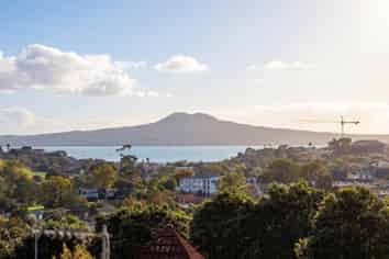 59D Highland Park Drive, Highland Park