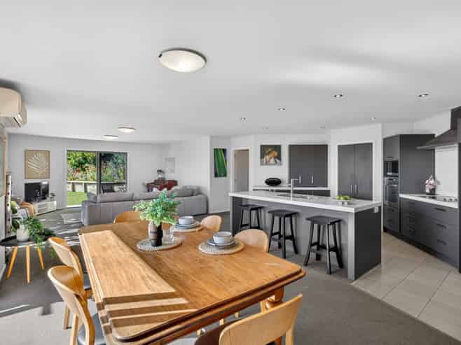 11 Farleigh Street, Atawhai