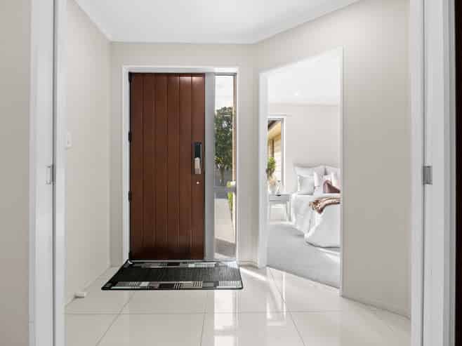 2 Jarvis Court, Huntington