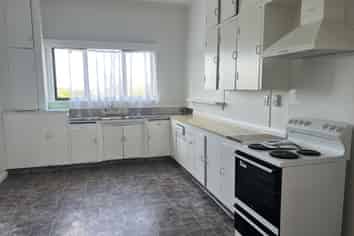 52 McAlpine Road, Hawera