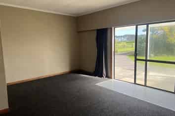 52 McAlpine Road, Hawera