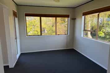 7 Elmes Place, Matua