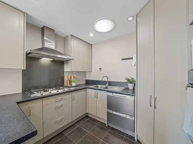 30 Cedarwood Street, Woodridge