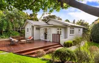 10 Burma Road, Khandallah